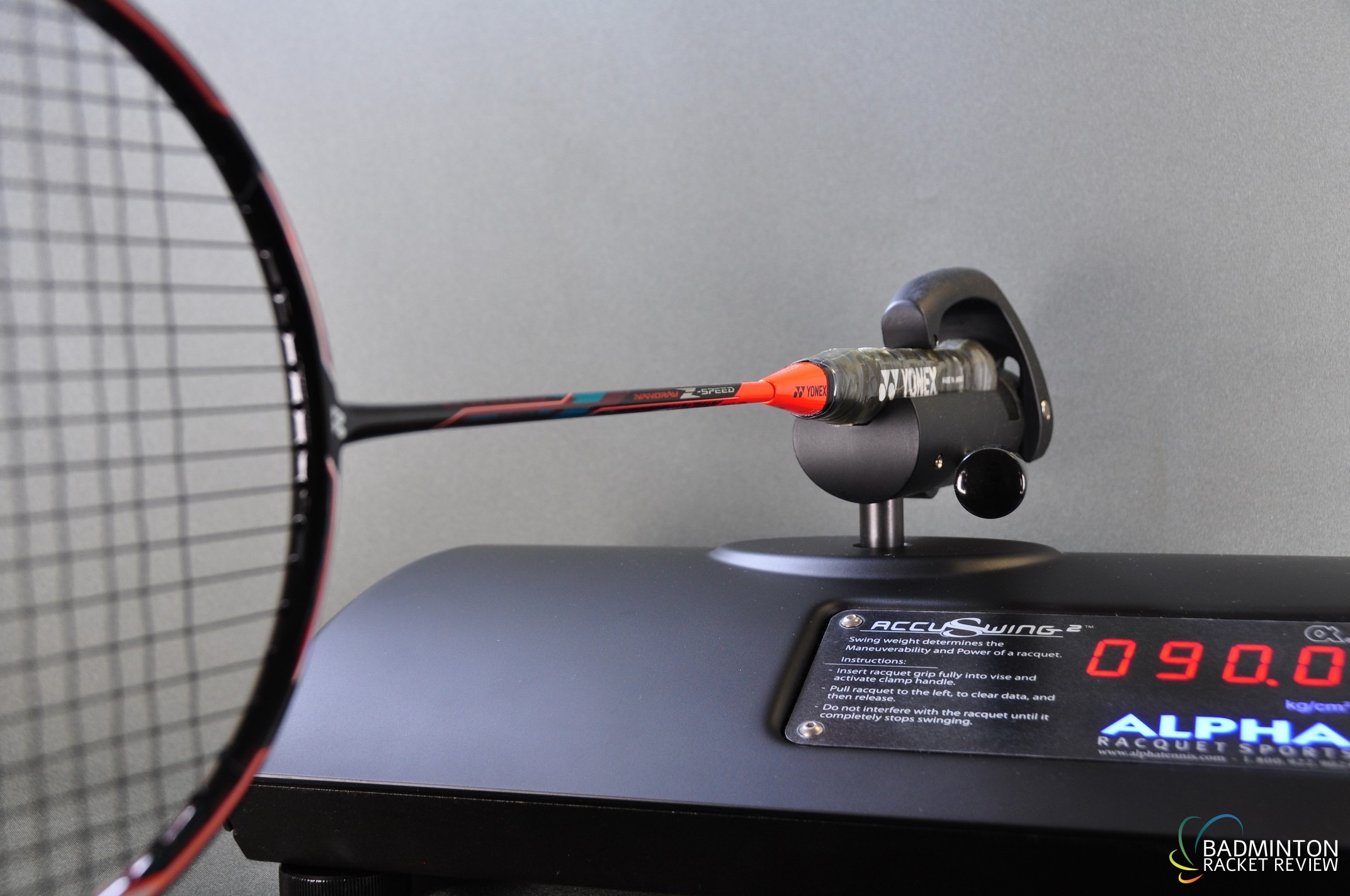 Swing weight Yonex Nanoray Z Speed -