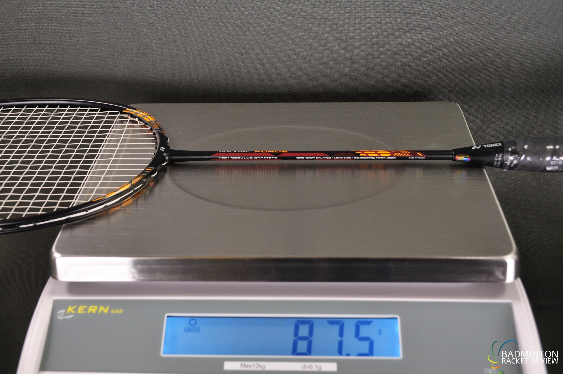 Weight Yonex Voltric Force -